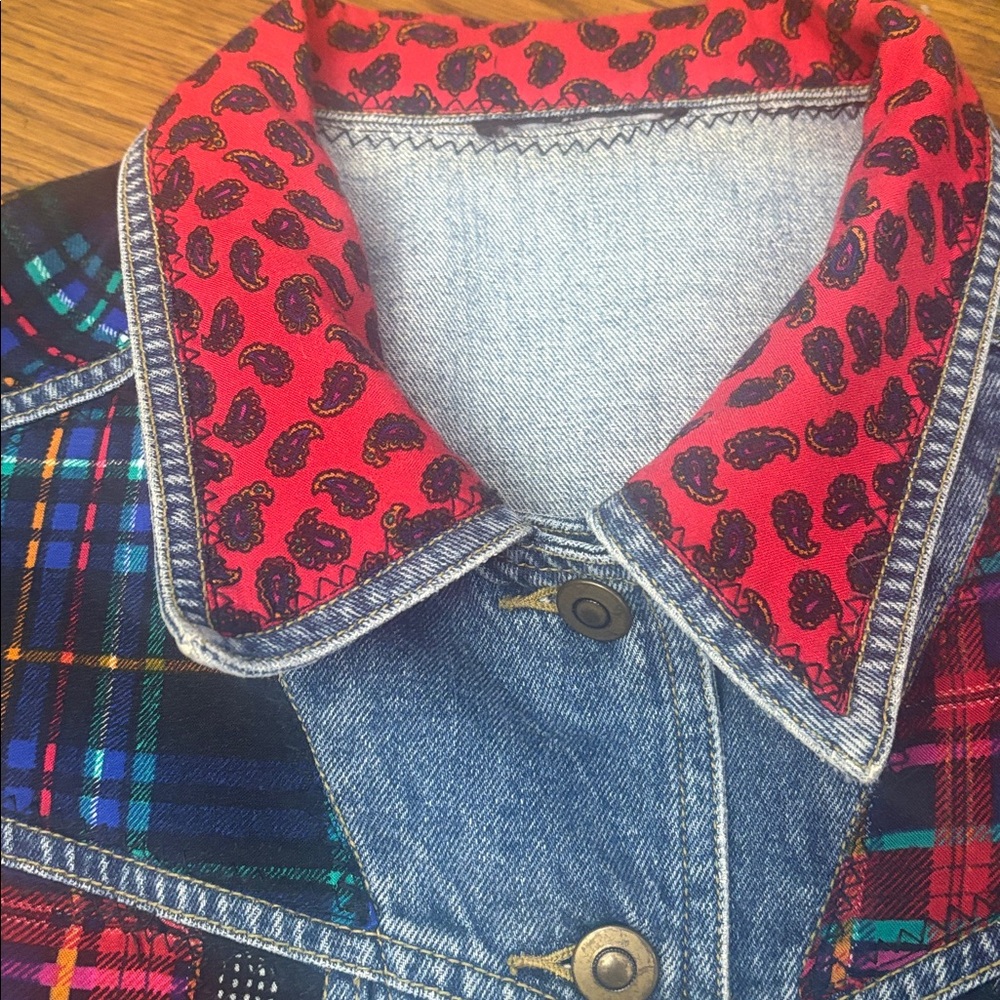 Denim Patchwork Vest - Picture 3 of 11